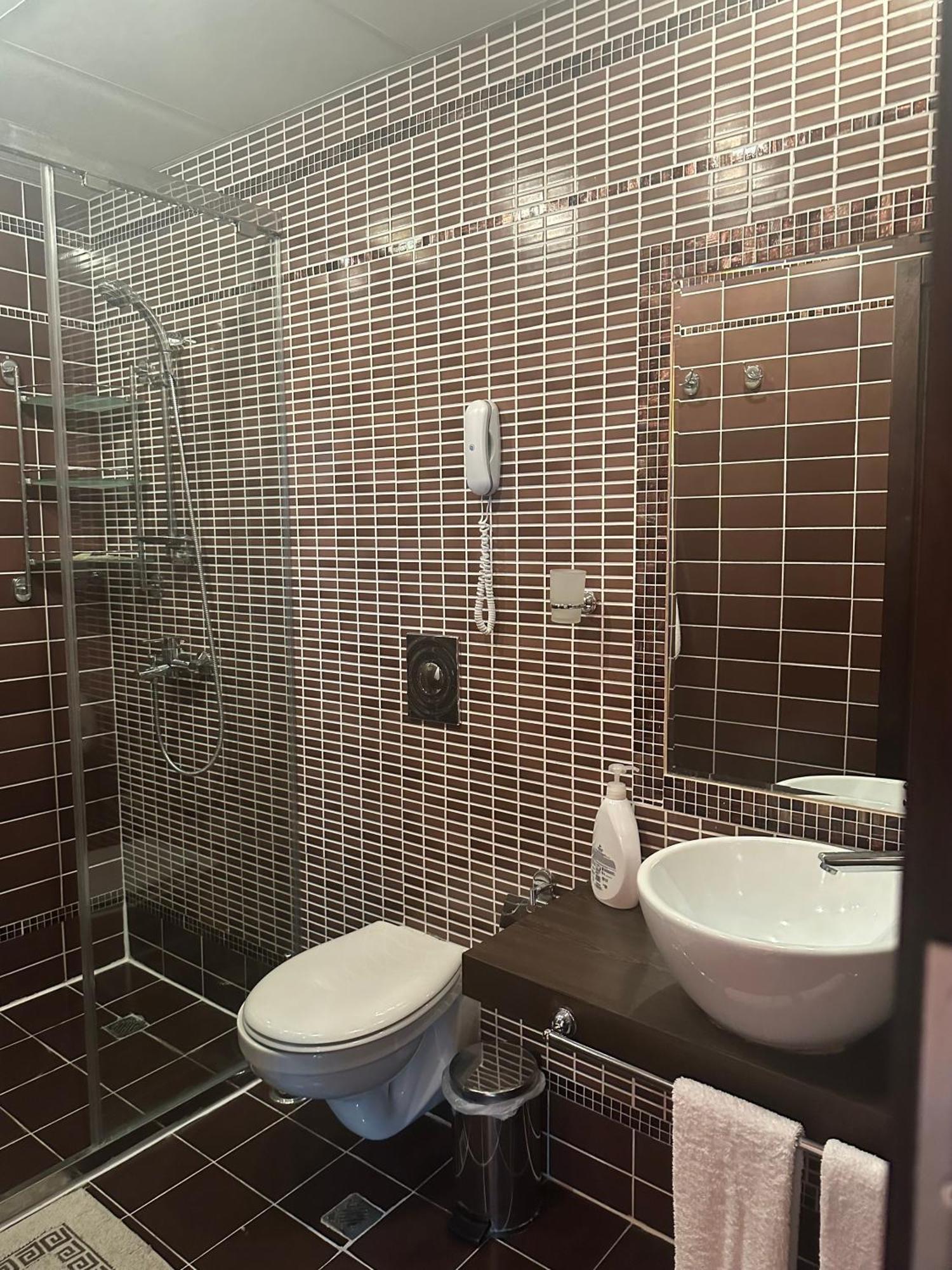 サニービーチ Oazis Vip Clubアパートホテル エクステリア 写真